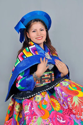 FOLKLORICA
